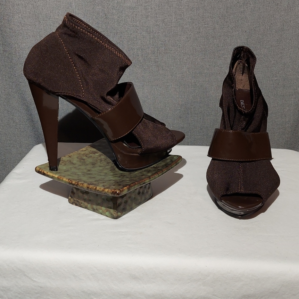 Bertinni Lexus open toe 5 inch platform heels SZ 7